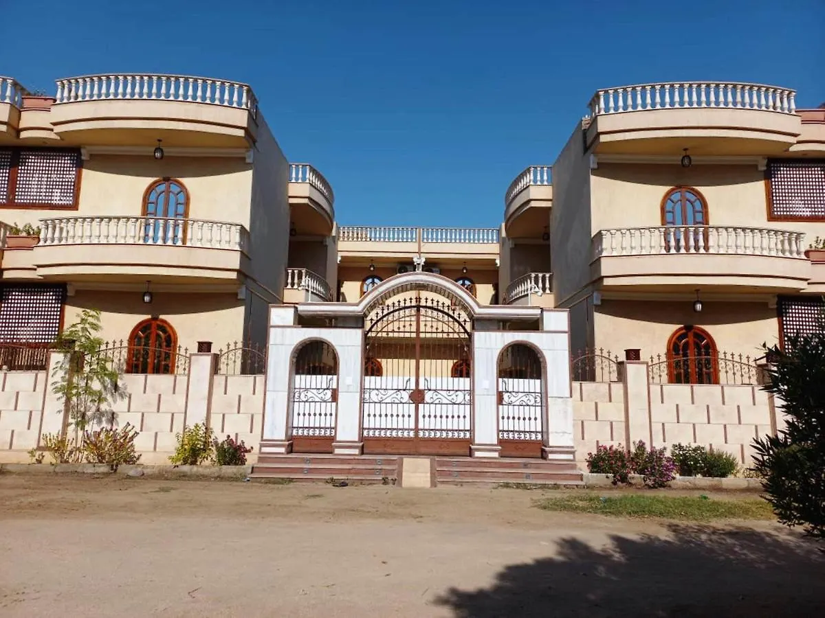 Mikhaila Guest House Luxor