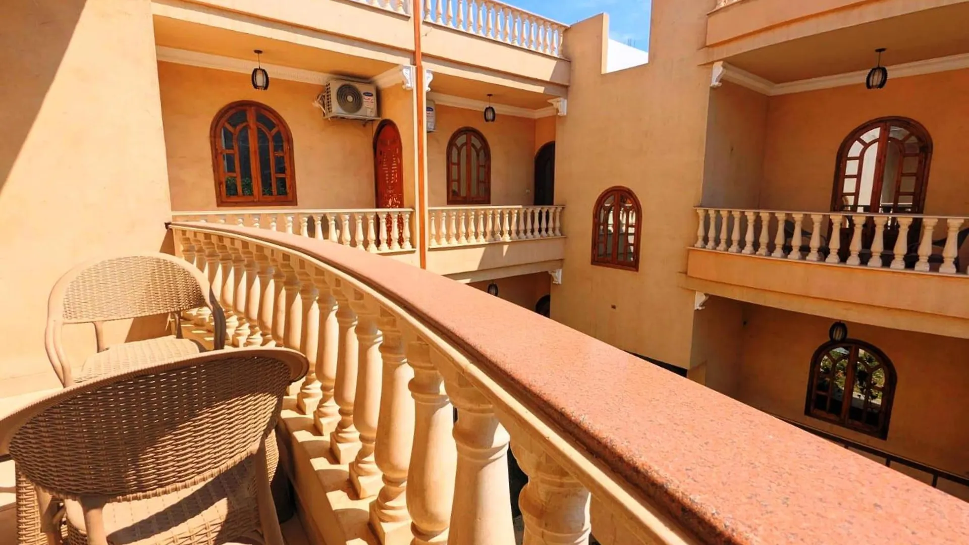 Mikhaila Guest House Luxor Egypt